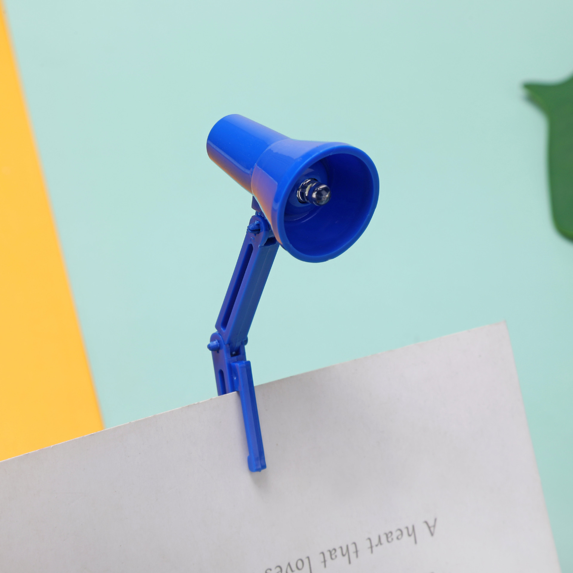 LED Mini Desk Lamp com Clip, D - Bookmark Magnetic Clip avaliação e preço