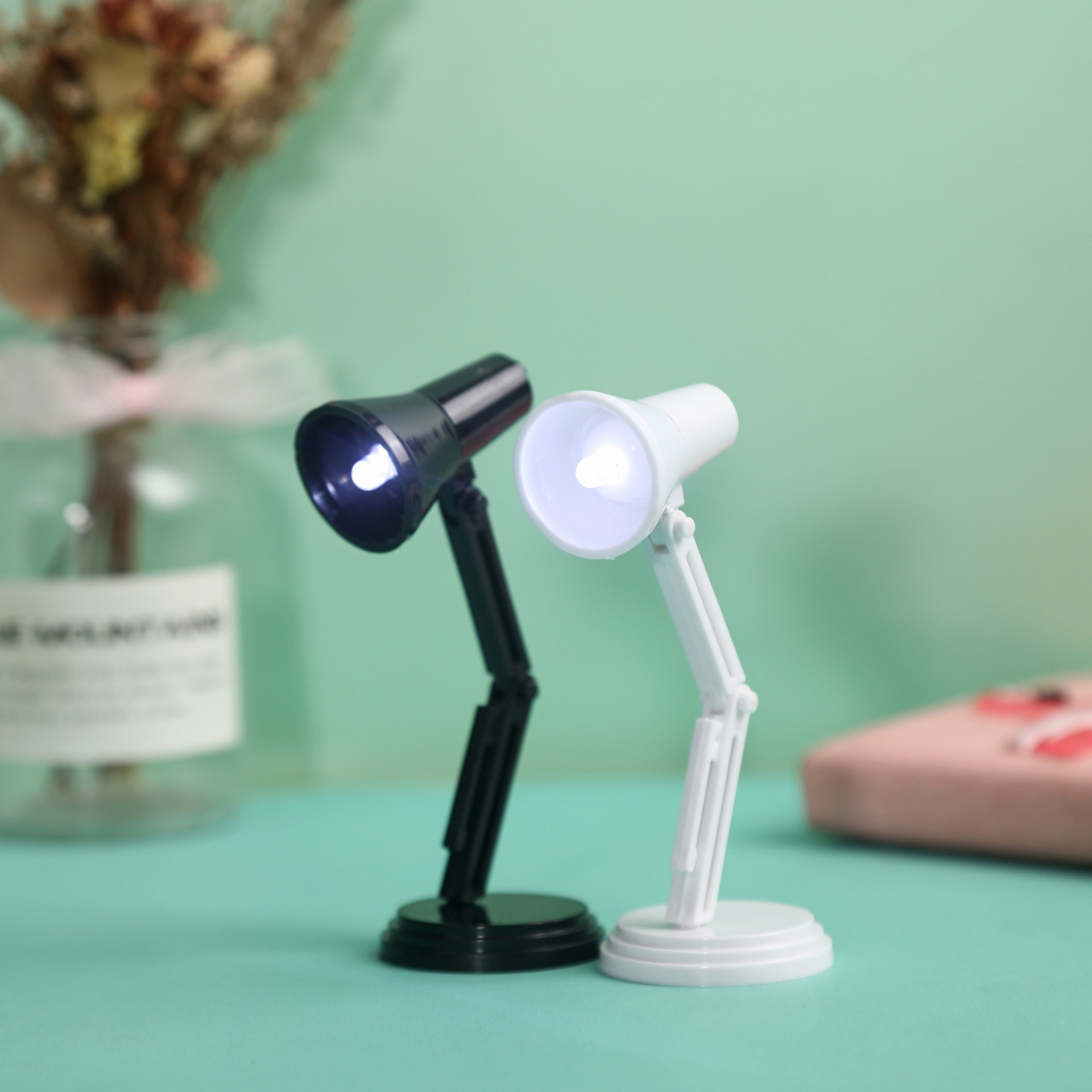 LED Mini Desk Lamp com Clip, D - Bookmark Magnetic Clip avaliação e preço